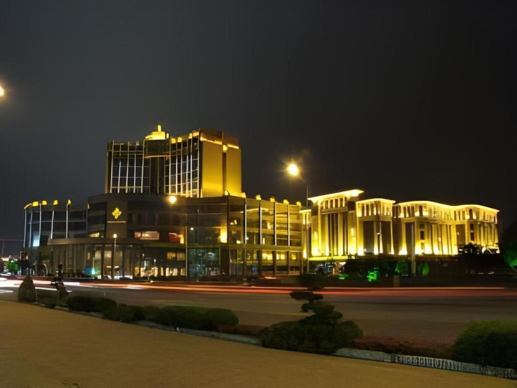 Changshu Jinling Tianming Grand Hotel Exterior foto